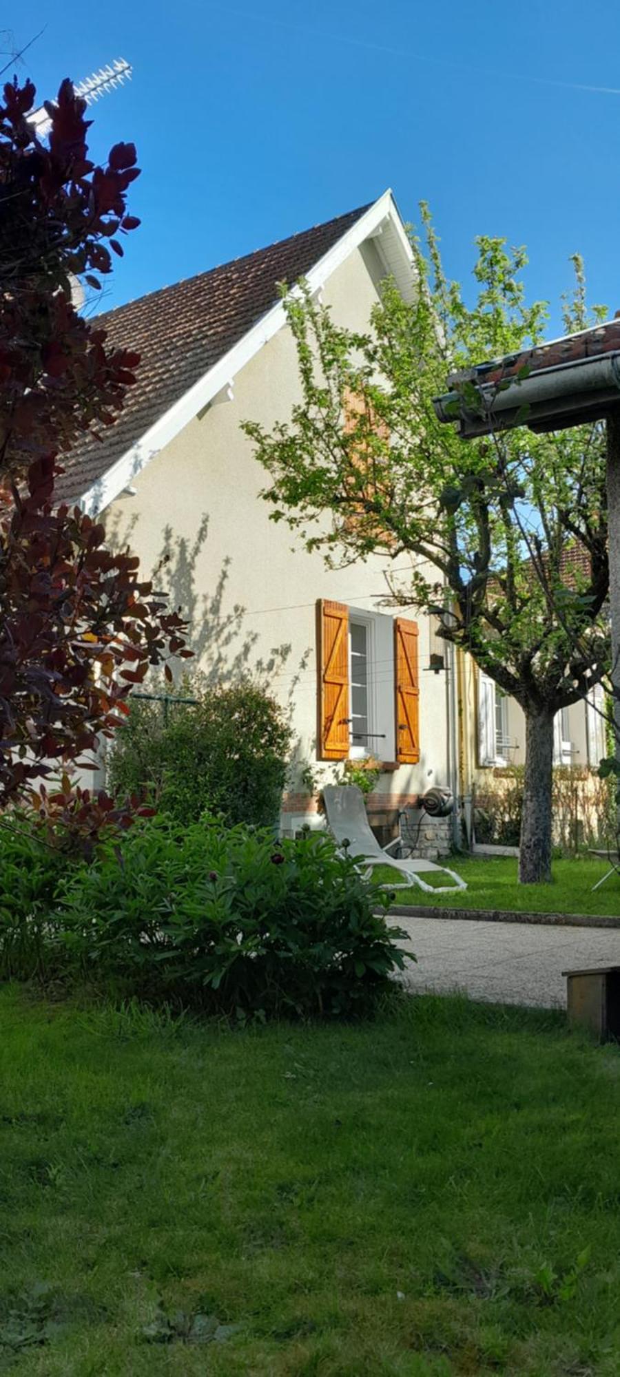Un Brin De Bonheur Villa Troyes Bagian luar foto